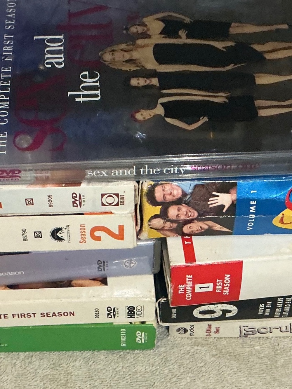 10 TV Show Box set DVD ‘s Seinfeld Lost Scrubs house Chappelle show and more